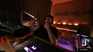 thumbnail of Giggand