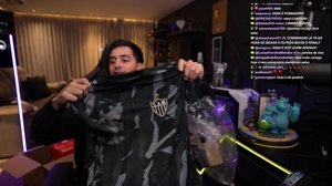 thumbnail of loud_coringa