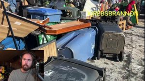 thumbnail of zackrawrr